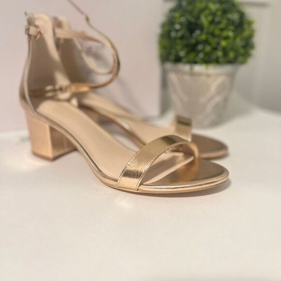 H Halston Women's Practical Block Heel Dress Sandals in Rose Gold Size 8.5and 9 - Picture 6 of 10